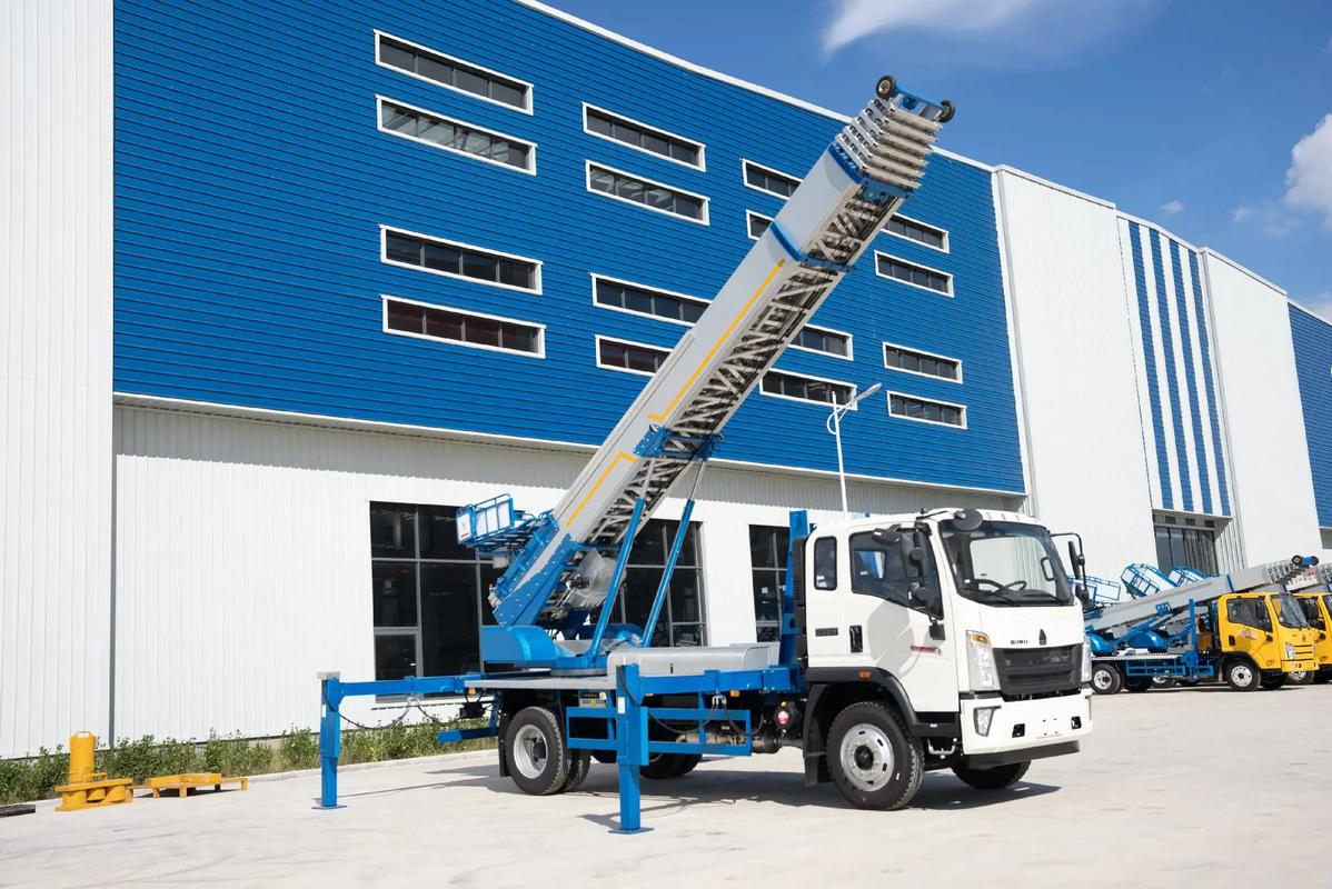 永州小型云梯车上料车租赁多少钱