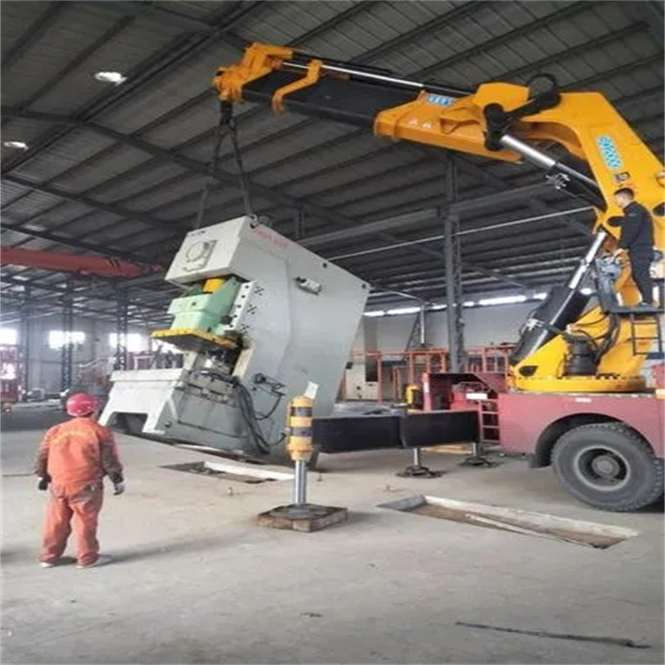 永州80吨折臂吊车出租附近电话